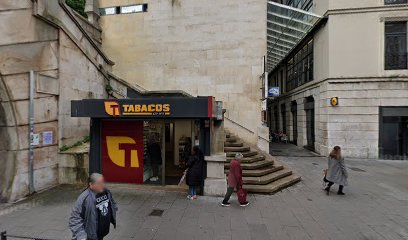 foto de fisio AXIS Clínica de Fisioterapia en Santander - Cantabria