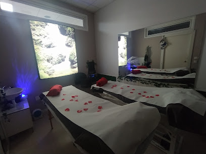 foto de fisio Balnea centro unisex estetico- sanitario y fisioterapia de masajes en Burgos - Burgos