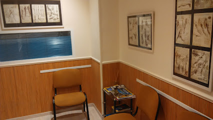 foto de fisio Centro de Fisioterapia Josue Martinez en Logroño - La Rioja