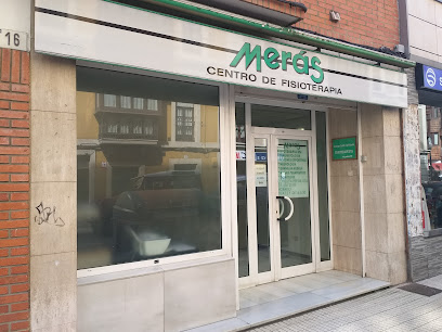foto de fisio Centro de Fisioterapia Merás - Covadonga Carballo Vigil Escalera en Gijón - Asturias