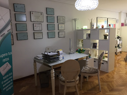 foto de fisio Clara Burillo FISIOTERAPIA Y SALUD INTEGRAL en Zaragoza - Zaragoza