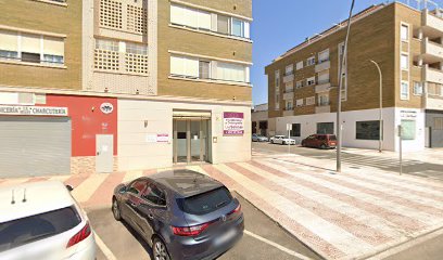 foto de fisio Clínica Fisioterapia y Osteopatía Las Salinas en Roquetas de Mar - Almería
