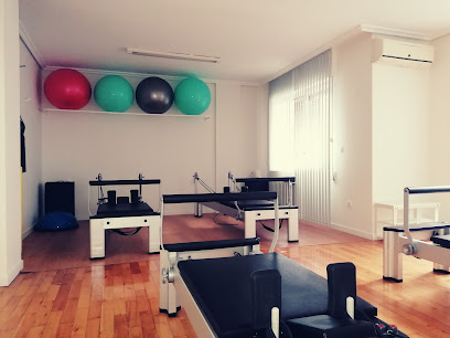 foto de fisio Clínica OSTEMA - Fisioterapia - Osteopatía - Pilates en Suances - Cantabria