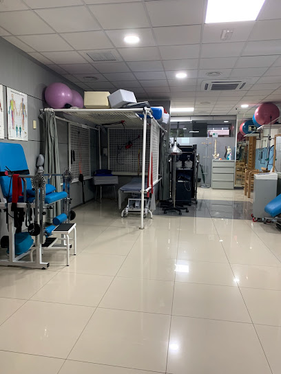 foto de fisio Clinica de Fisioterapia Almería en Almería - Almería