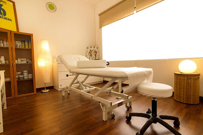 foto de fisio Fisioterapia Moratalaz. Fisiones. La mejor TERAPIA MANUAL. en Madrid - Madrid