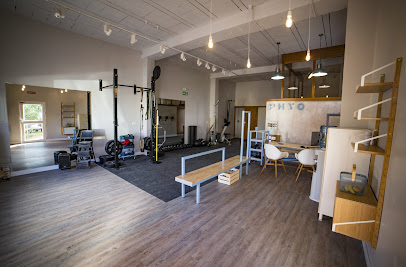 foto de fisio PhyoCentro. Centro de salud